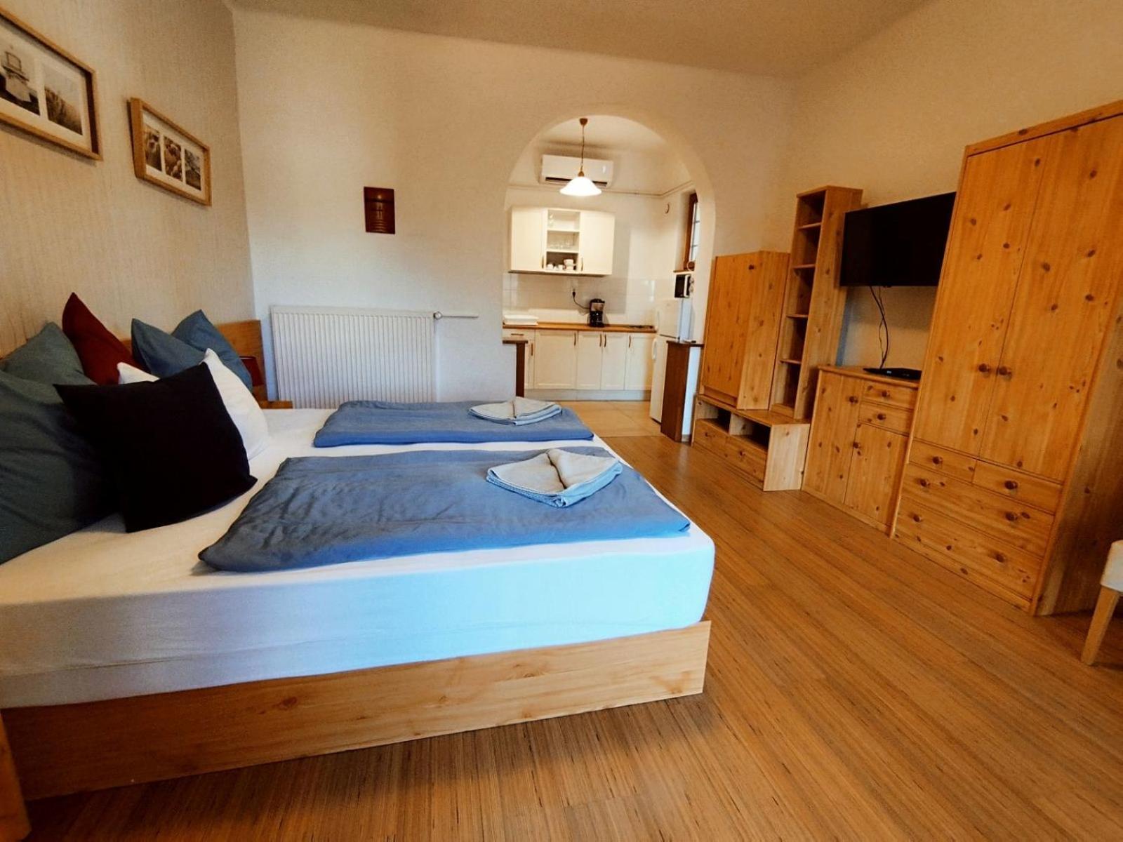 Apartman Vitorlás Vendégház Balatonfüred Esterno foto