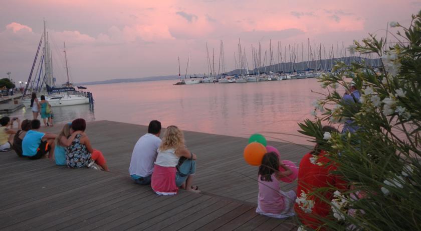 Apartman Vitorlás Vendégház Balatonfüred Esterno foto